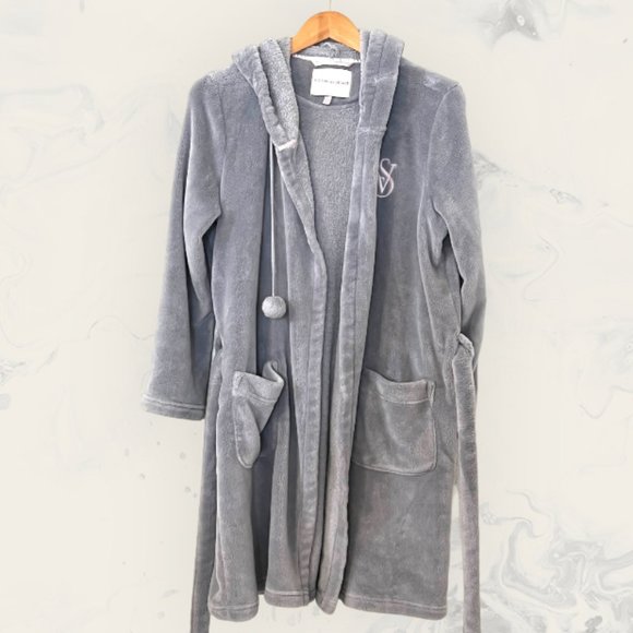 Victoria's Secret Other - Victoria's Secret Women's Sleepwear Robe Gray Fleece Size S Belt Pocket